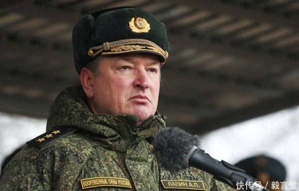 双融优配 俄罗斯“最无能将军”拉平被解除军职，但普京怒气还没消，下令将其赶出俄军