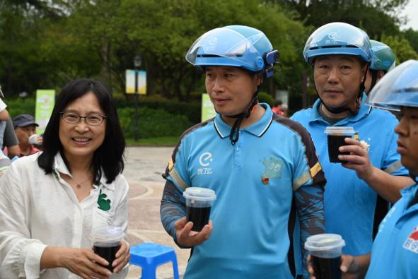 速牛配资 多元主体共创暖心市集，小善举汇聚社区治理大能量